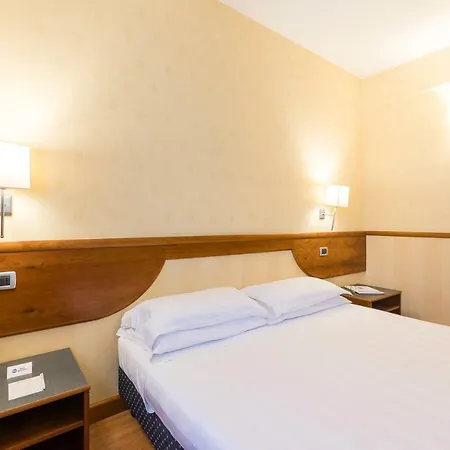 Western I Colli Szálloda 3*